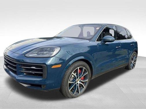 2024 Porsche Cayenne S