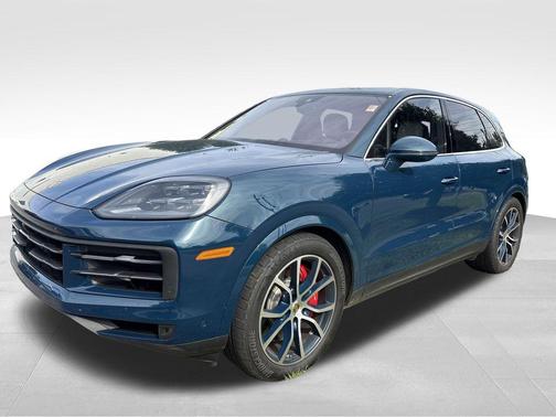2024 Porsche Cayenne S