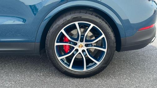 2024 Porsche Cayenne S