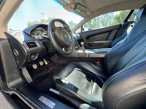 2007 Aston Martin V8 Vantage Base