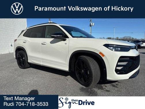 2026 Volkswagen Tiguan 2.0T SE R-Line Black