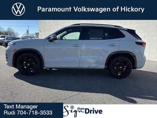 2026 Volkswagen Tiguan 2.0T SE R-Line Black