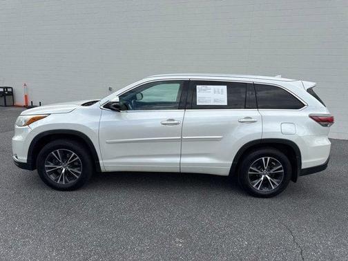 Blizzard Pearl 2016 Toyota Highlander XLE