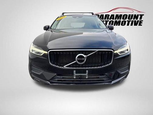 2021 Volvo XC60 T6 Momentum