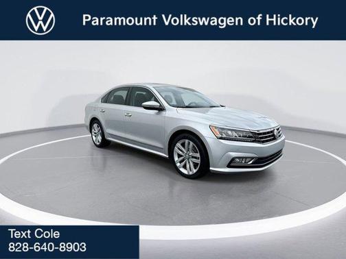 2017 Volkswagen Passat 1.8T SE w/Technology