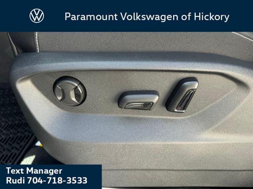 Silver Mist Metallic 2026 Volkswagen Atlas 2.0T SE W/TECHNOLOGY