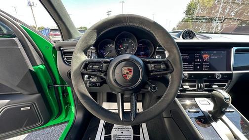 2025 Porsche Macan GTS