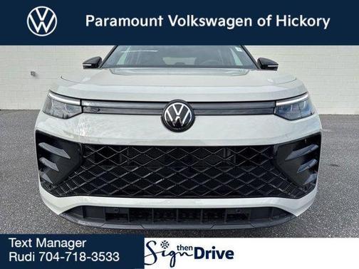 2026 Volkswagen Tiguan 2.0T SE R-Line Black