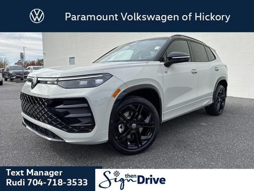 2026 Volkswagen Tiguan 2.0T SE R-Line Black