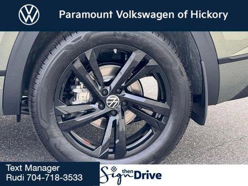 2026 Volkswagen Atlas Cross Sport 2.0T SEL R-Line Black