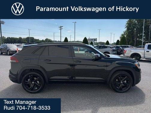 Black 2026 Volkswagen Atlas Cross Sport 2.0T SEL R-Line Black