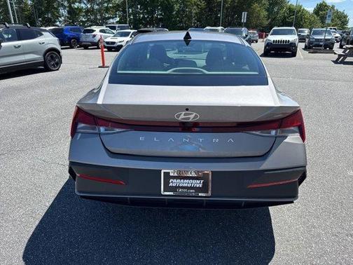 Metal 2024 Hyundai ELANTRA SEL