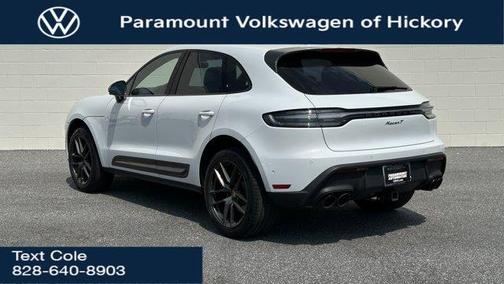 2024 Porsche Macan Base (PDK)