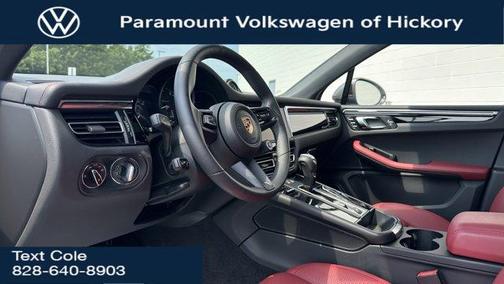 2024 Porsche Macan Base (PDK)