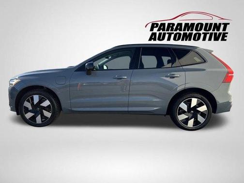 2024 Volvo XC60 Recharge Plug-In Hybrid T8 Plus Dark Theme