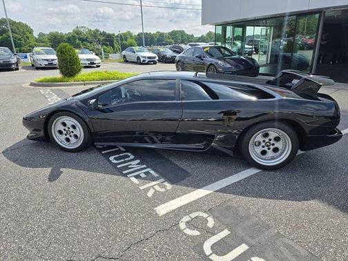 Black 1991 Lamborghini Diablo