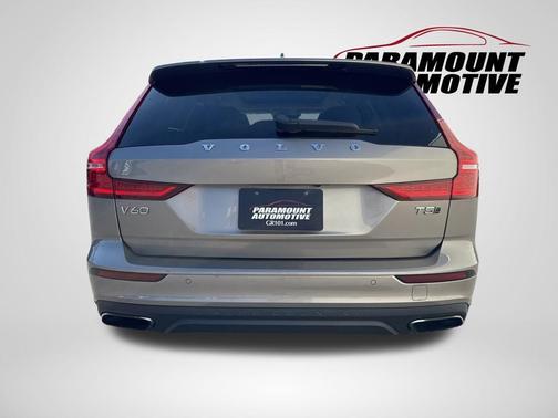 2020 Volvo V60 Cross Country T5