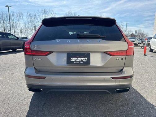 2020 Volvo V60 Cross Country T5