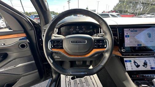 2022 Jeep Grand Wagoneer Series III