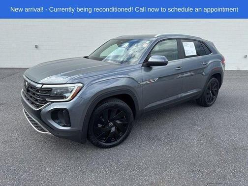 2024 Volkswagen Atlas Cross Sport 2.0T SE w/Technology