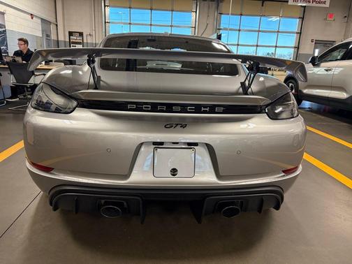 2020 Porsche 718 Cayman GT4