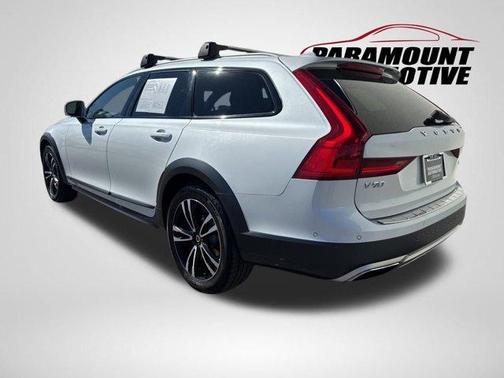 2018 Volvo V90 Cross Country T5