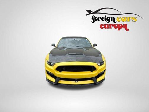 2017 Ford Shelby GT350 Base