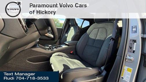 2026 Volvo XC40 B5 Ultra Black Edition