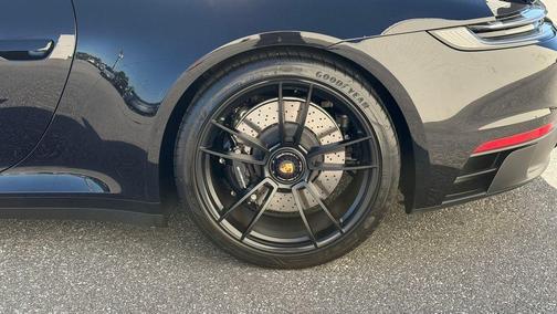 2023 Porsche 911 Carrera GTS