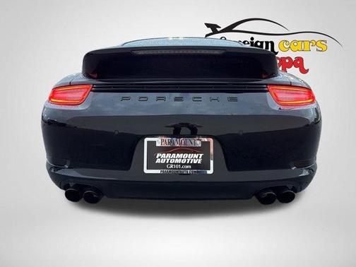 2015 Porsche 911 Carrera GTS