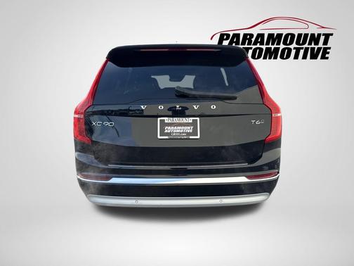 2022 Volvo XC90 T6 Inscription 7 Passenger