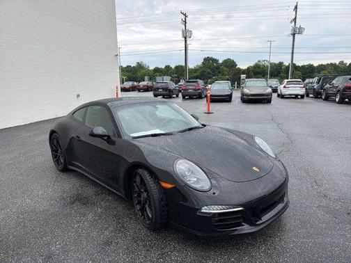 Black 2015 Porsche 911 Carrera GTS
