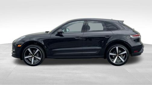 2023 Porsche Macan Base