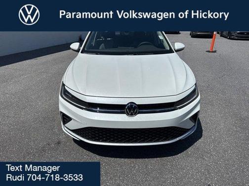 White Pearl 2026 Volkswagen Jetta 1.5T SE