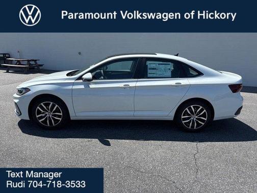 White Pearl 2026 Volkswagen Jetta 1.5T SE