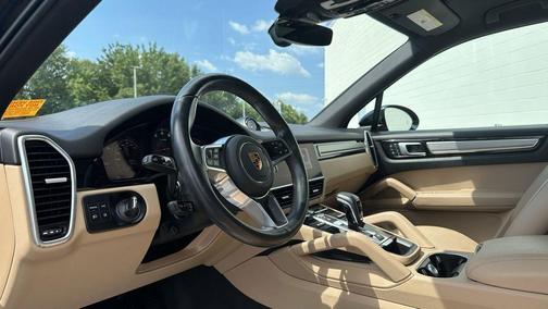 2022 Porsche Cayenne Platinum Edition