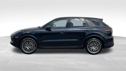 2022 Porsche Cayenne Platinum Edition