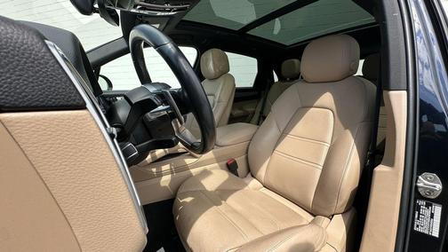 2022 Porsche Cayenne Platinum Edition