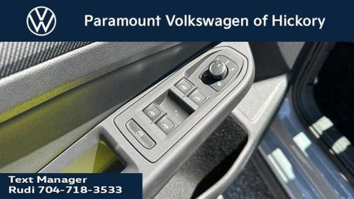 2025 Volkswagen Golf GTI 2.0T SE