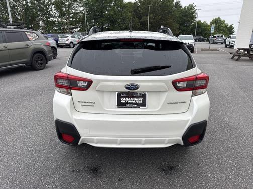 Crystal White Pearl 2022 Subaru Crosstrek Base