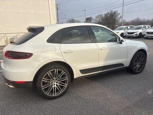 2015 Porsche Macan S