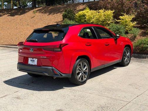 Red Line 2023 Lexus UX 250h F SPORT Handling
