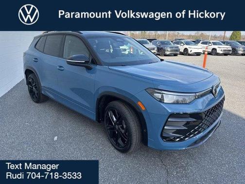 Monterey Blue W/Deep Black Roof 2026 Volkswagen Tiguan 2.0T SE R-Line Black