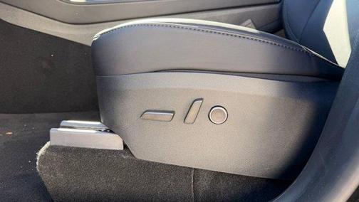 2024 Tesla Model Y Performance