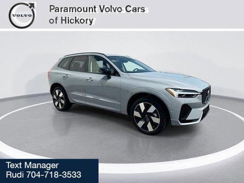 2025 Volvo XC60 Plug-In Hybrid T8 Plus