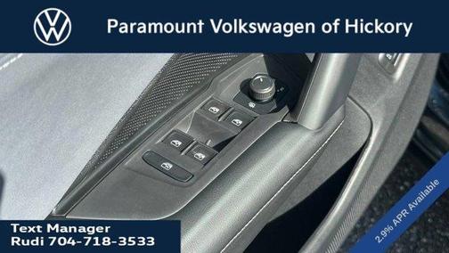 2025 Volkswagen Tiguan 2.0T SE