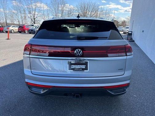 2025 Volkswagen Atlas Cross Sport 2.0T SE w/Technology