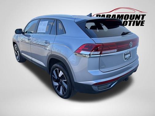 2025 Volkswagen Atlas Cross Sport 2.0T SE w/Technology