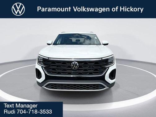 2025 Volkswagen Atlas Cross Sport 2.0T SE w/Technology