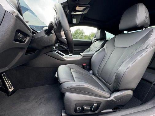 2025 BMW M440 i